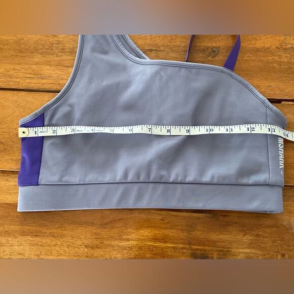 Women’s Gymshark Asymmetrical Purple Sports Bra Size Small - Picture 8 of 8